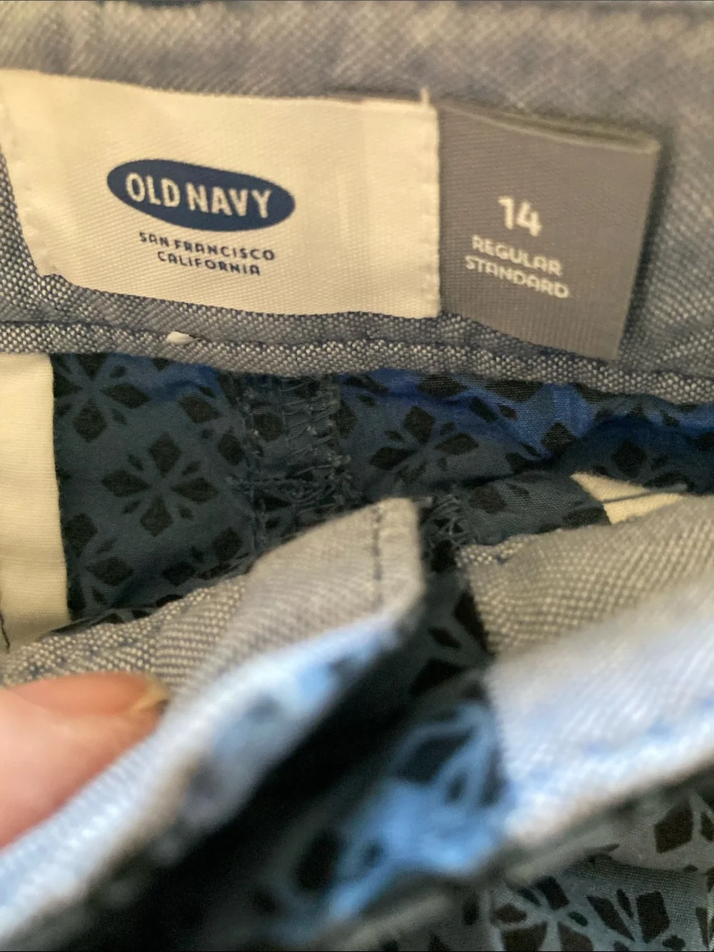 Boys Old Navy blue diamonds long chino shorts size 14